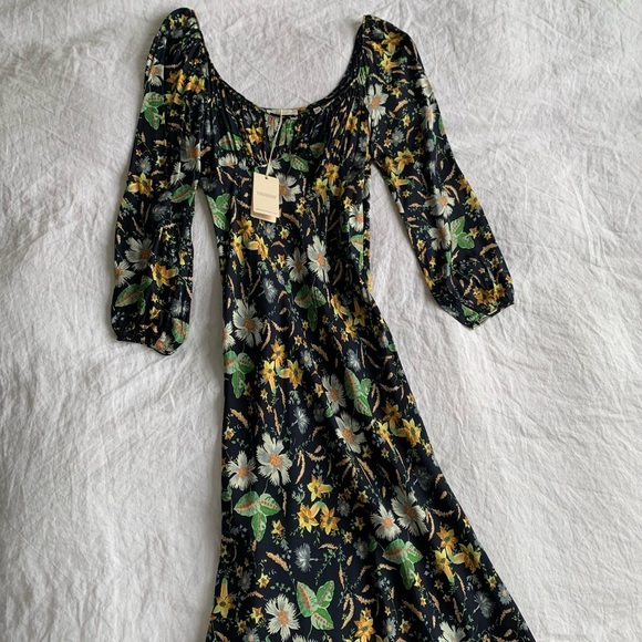 NWT Doen Guinevere Silk Ruched V Neck Long Sleeve Bias Midi Dress Sweet Anemone - Picture 7 of 15